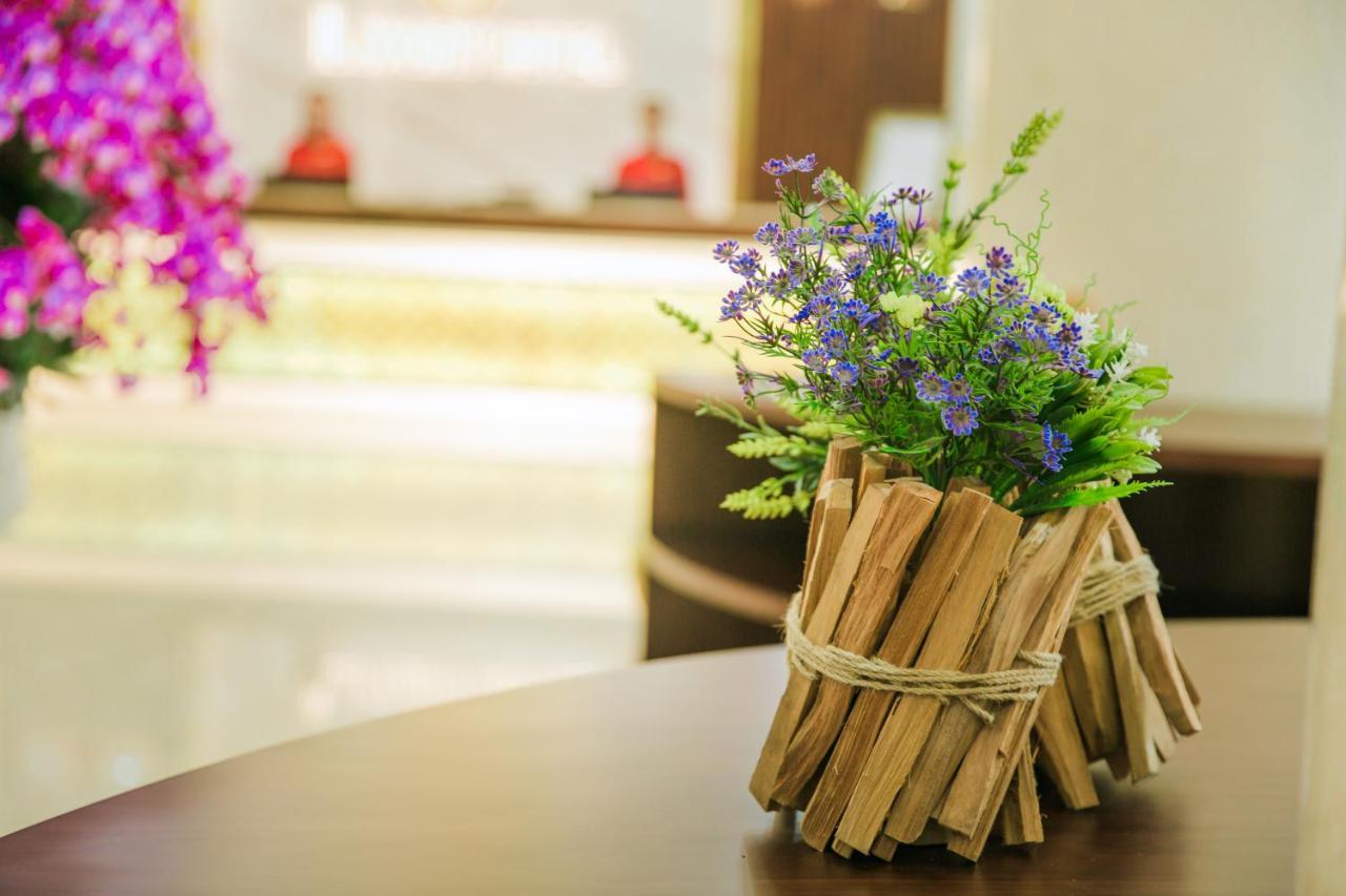 Luxury6 Hotel Mong Cai 外观 照片