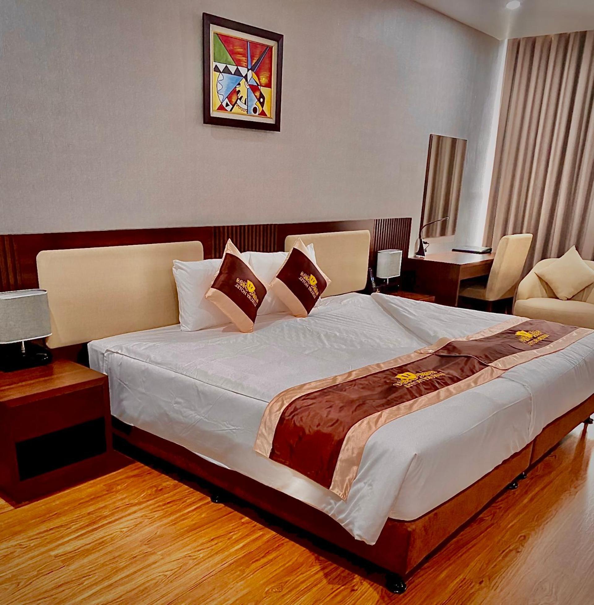 Luxury6 Hotel Mong Cai 外观 照片